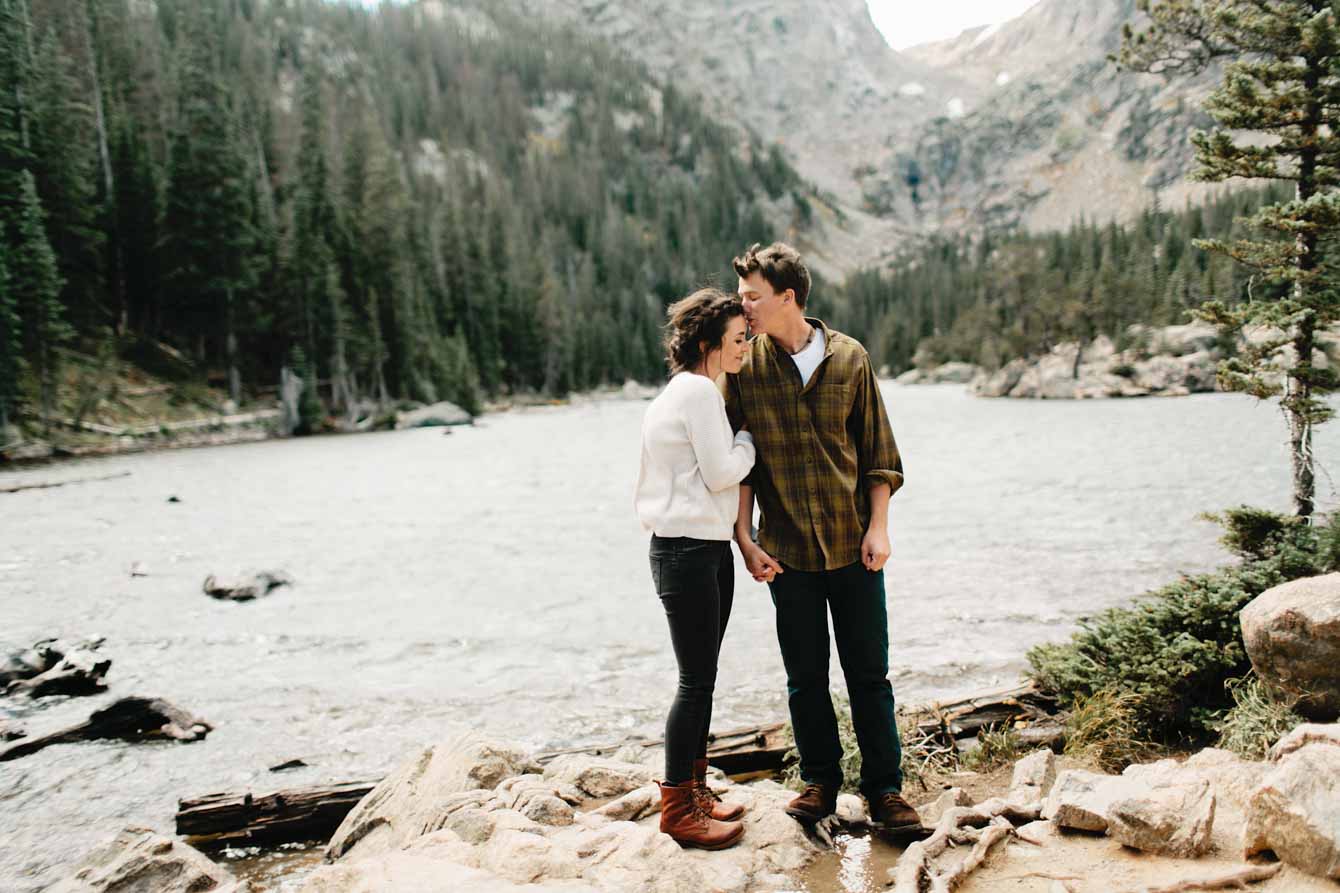 rockymountainnationalparkdreamlakengagementphotography-26