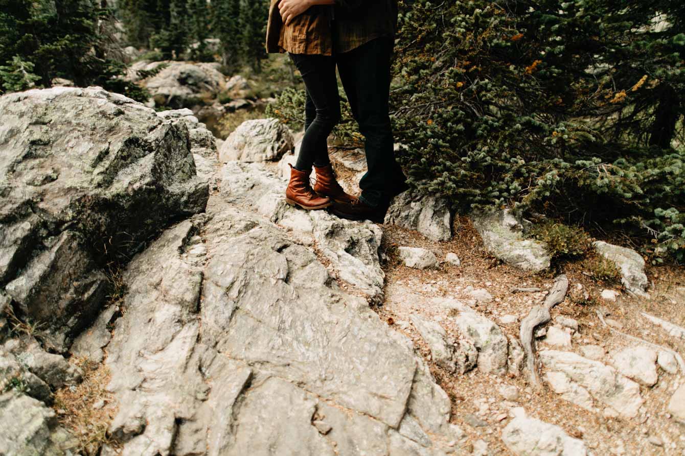 rockymountainnationalparkdreamlakengagementphotography-39