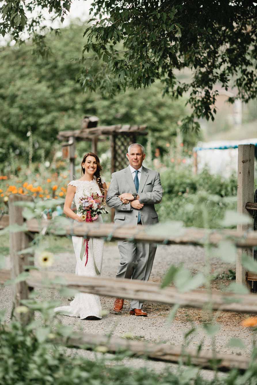 lyons_farmette_bohemian_colorado_wedding-41