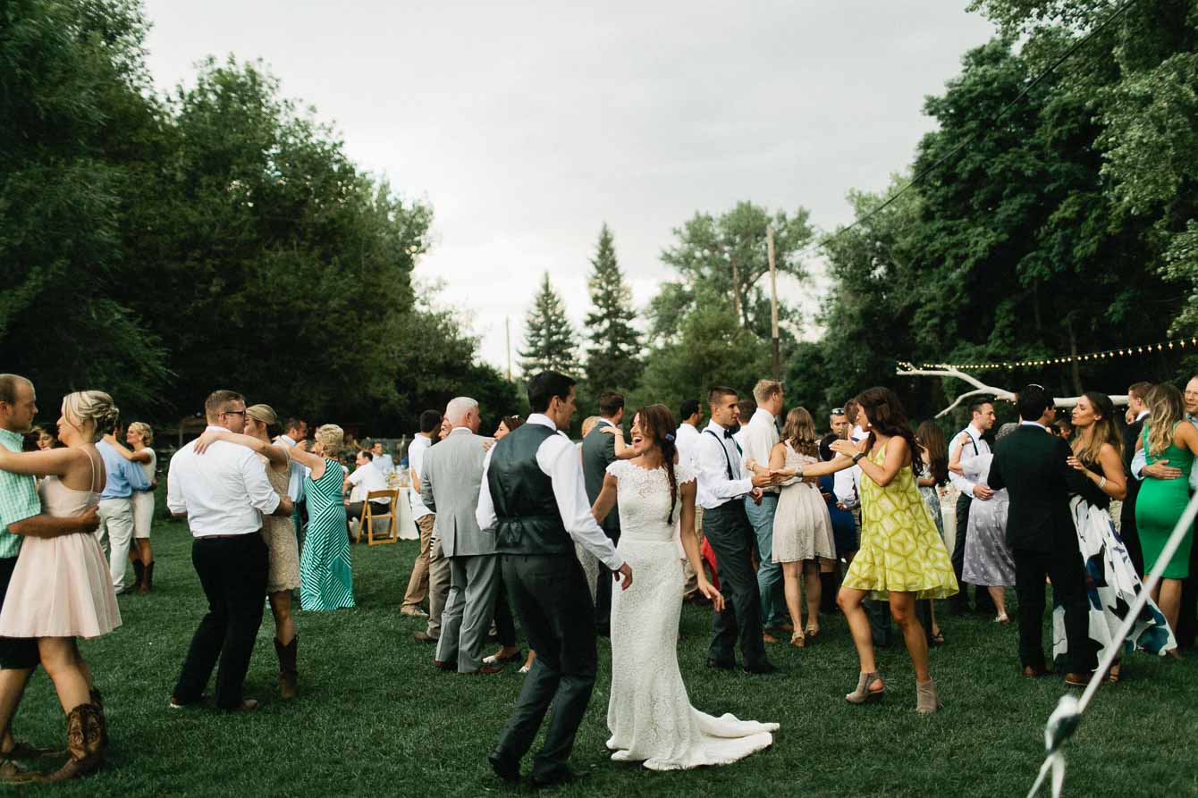 lyons_farmette_bohemian_colorado_wedding-43