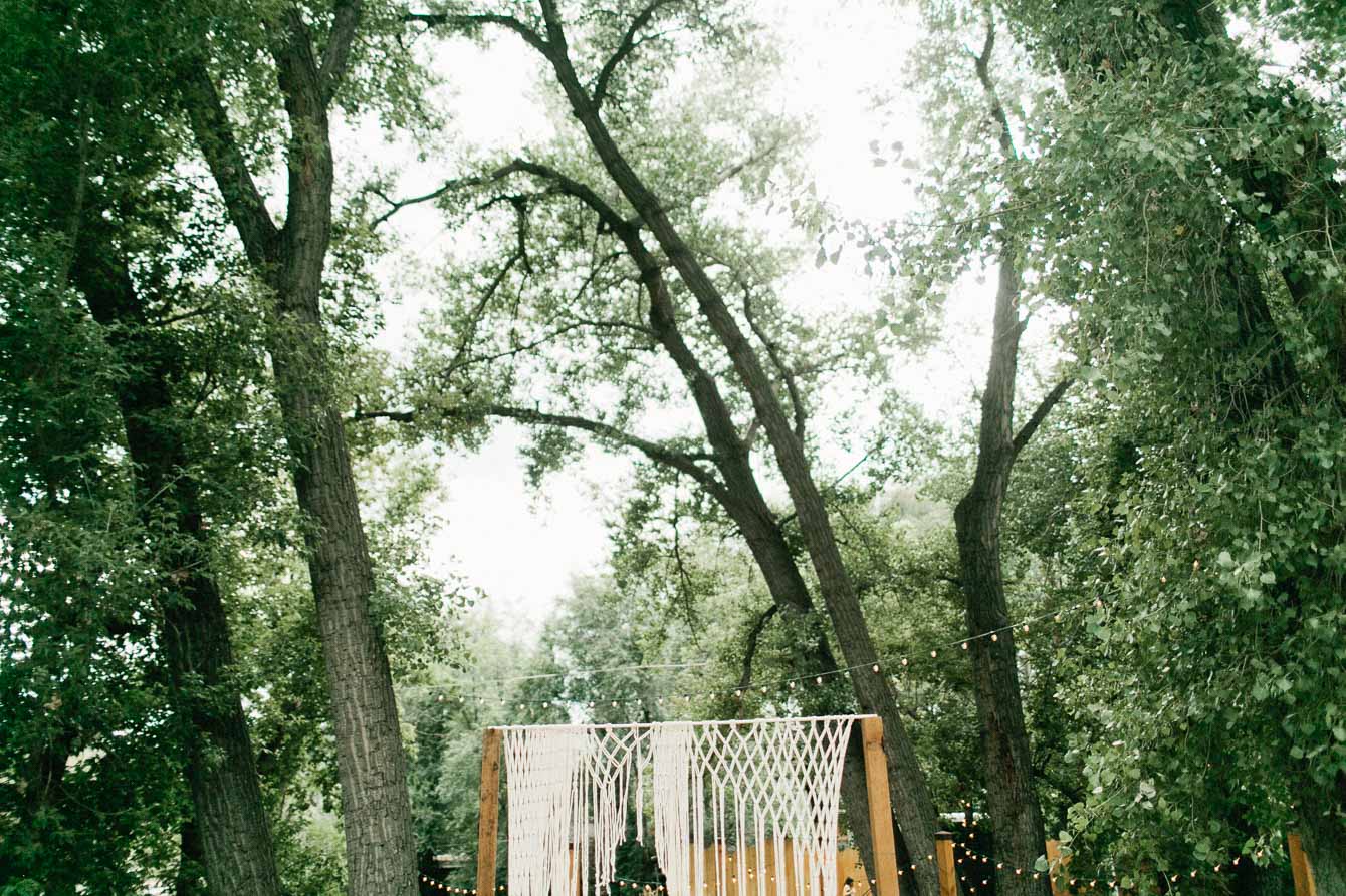 lyons_farmette_bohemian_colorado_wedding-6