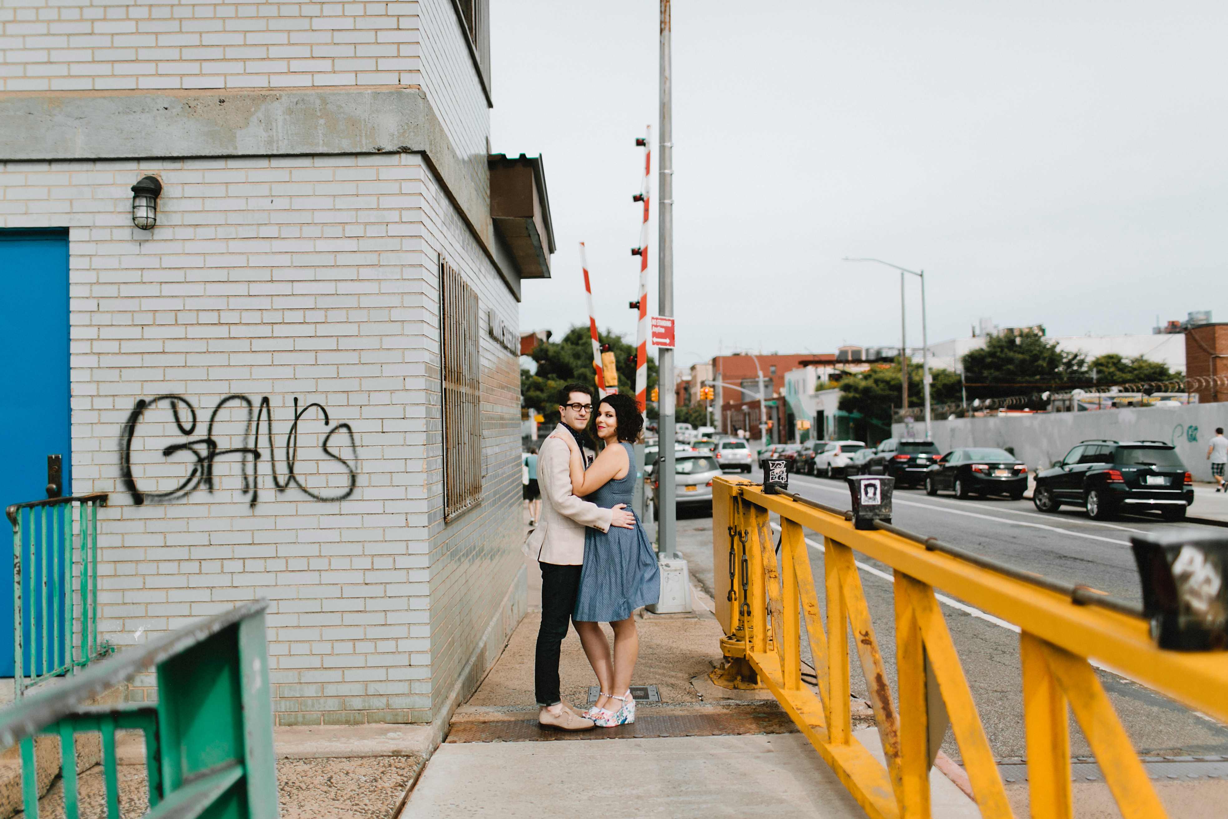 amy_and_dan_brooklyn_engagement_photography-gowanus-38